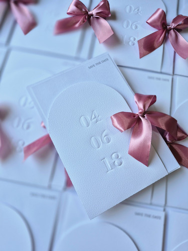 کارت دعوت عروسی سفید پاپیون دار