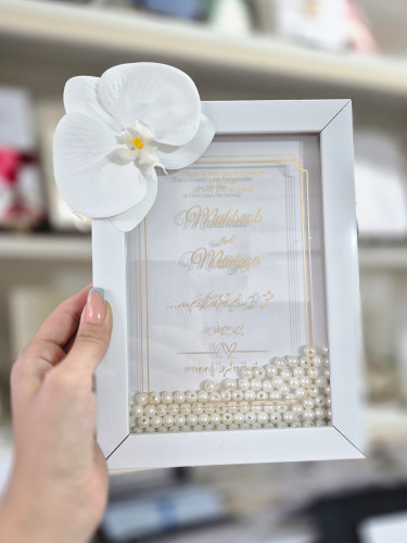کارت عروسی سفید مرواریدی تکی برای عکاسی